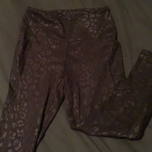 Black leopard print mid calf yoga pants